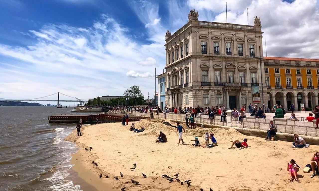 The Traditional Arts Memoir, Downtown Flat With Balcony And Comfort Apartment Lisbon