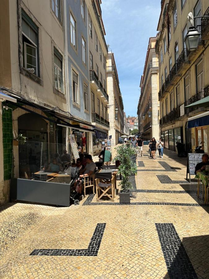 The Traditional Arts Memoir, Downtown Flat With Balcony And Comfort Apartment Lisbon
